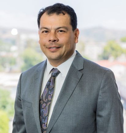 Alex Moisa ’87